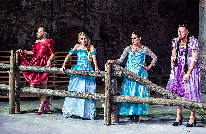 "Teatralny" Dolny Śląsk